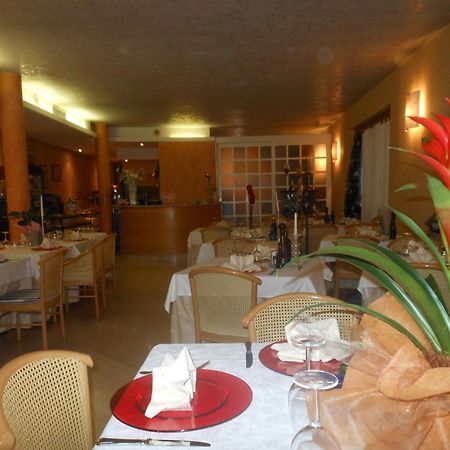 Hotel Ristorante Miralago 가르다 외부 사진