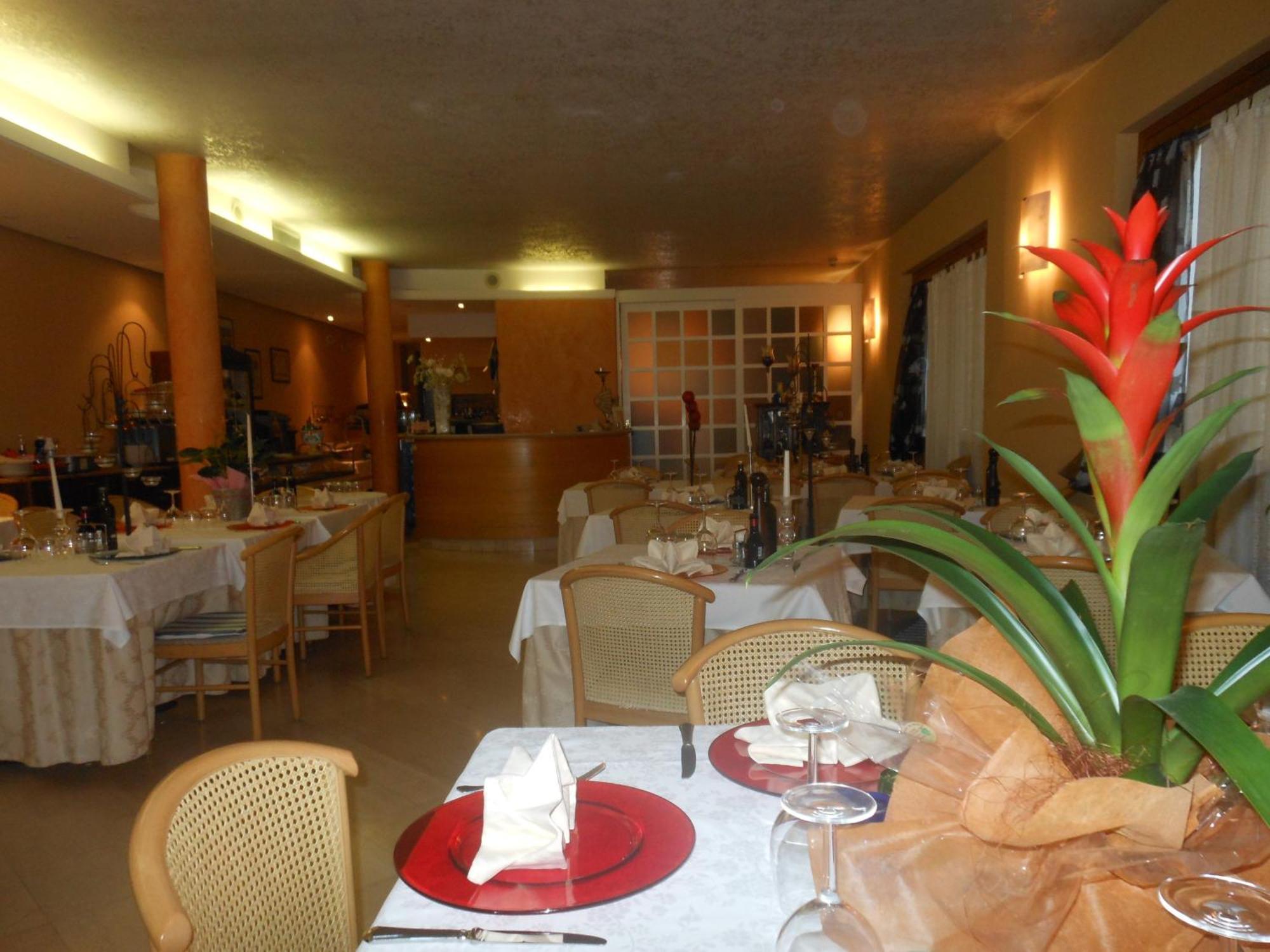 Hotel Ristorante Miralago 가르다 외부 사진