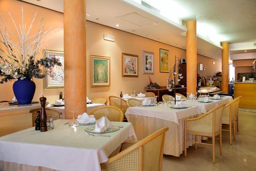 Hotel Ristorante Miralago 가르다 외부 사진