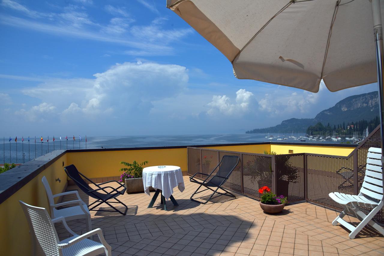Hotel Ristorante Miralago 가르다 외부 사진