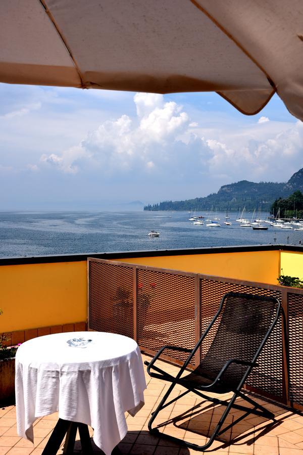 Hotel Ristorante Miralago 가르다 외부 사진